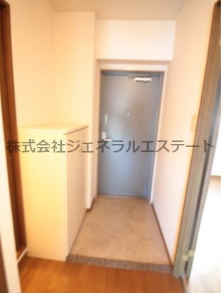 サクシードBの玄関|きれいな玄関です