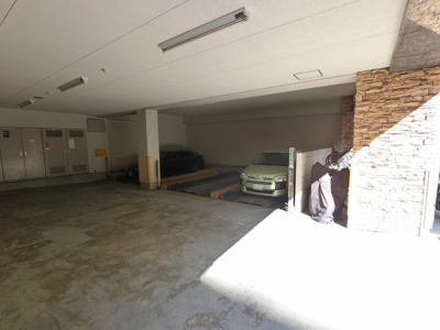 【駐車場】 | センチュリードメス西蒲田弐番館 | 機械式駐車場です。
