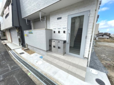 【エントランス】 | メゾンドゥシャトン枚岡