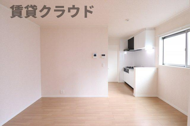 ナリトモ蘇我Aの居間・リビング|ホームページにもっと写真あります！『賃貸クラウド』で検索！！