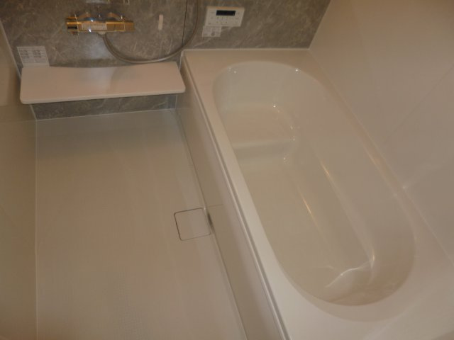 リバーサイドの浴室|一坪風呂