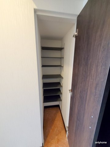 プレジオ難波ASIAN　仲介手数料無料の収納