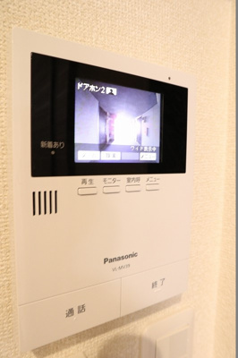 【セキュリティ】 | サンフェリーチェ【SHM】 | 防犯対策に有効なカメラ付きインターホン！録画機能が付いているので留守中の訪問者まで確認できます♪