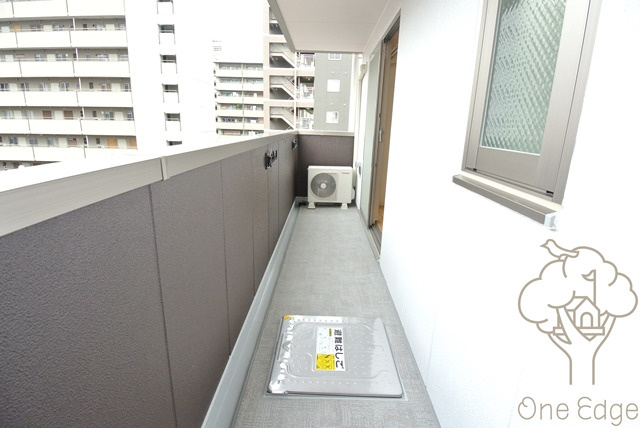 アルヴィータ新大阪のバルコニー