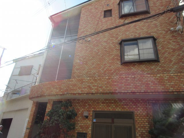 公園造住マンションの外観