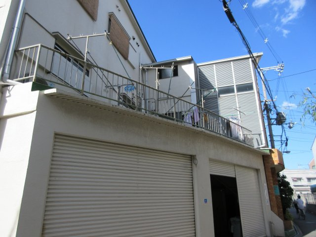 公園造住マンションの外観