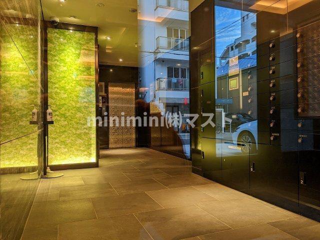 プレサンス南堀江スタイルズのロビー