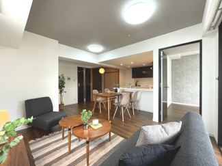 【居間・リビング】