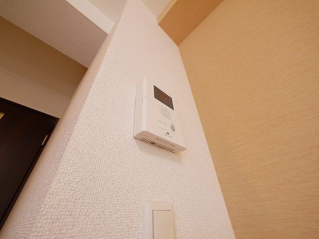 LA RIVIERE OKAMOTOのセキュリティ|モニター付きインターホン