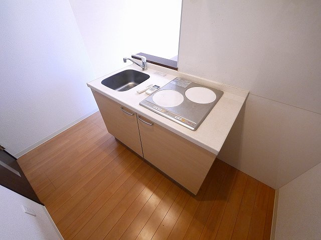 LA RIVIERE OKAMOTOのキッチン|キッチンでお料理をお楽しみください