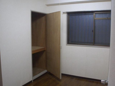 【洋室】 | エクセルニューオオサカ