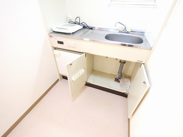 ミユキシティーマンションのキッチン|お料理しやすいキッチンです