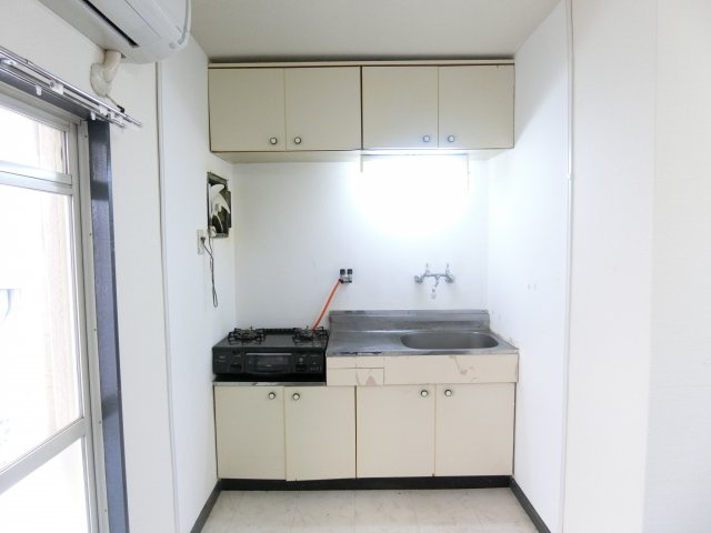 RIZEONE富田林レジデンスⅠのキッチン