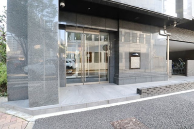 【エントランス】 | プレサンス鶴舞駅前レジス | 毎日通るエントランスはこのようになっています