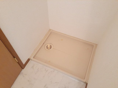 【設備】 | グランドカントリーコート | 室内洗濯機置場