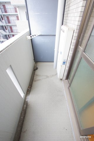 エスリード新大阪　仲介手数料無料のバルコニー