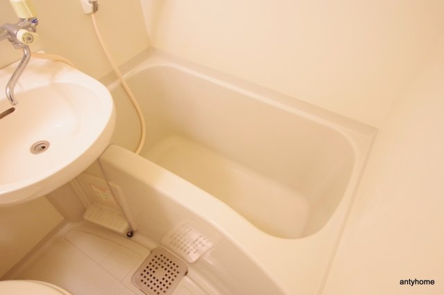 エスリード新大阪　仲介手数料無料の浴室