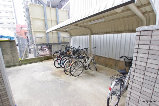 エスリード新大阪　仲介手数料無料の駐車場