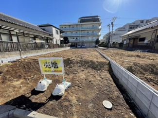 【前面道路含む現地写真】