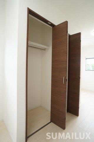 国府４丁目貸家の収納