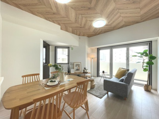 【居間・リビング】