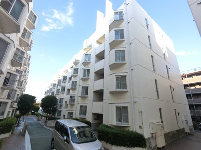 【外観】 | 桜美林ハイツＡ棟 | 総戸数２２９戸、昭和５２年１１月築、管理人は日勤勤務につき管理体制良好です♪