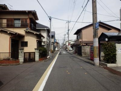 サニーハイツ西ノ京（旧サニーハイツイカイ）の周辺|前面道路