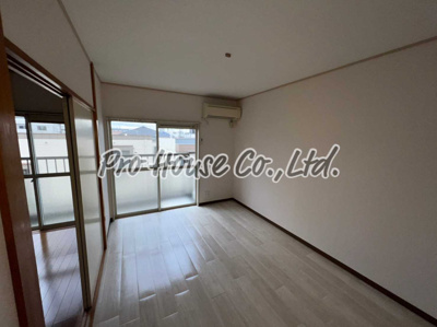 【寝室】 | ライディングパレス