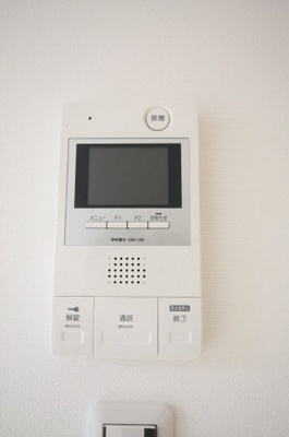 【外観】 | フェリシア・ヨコハマ申込書類 | Felicia.Yokohama（フェリシア・ヨコハマ）　　　オートロック連動のＴＶモニターホン♪