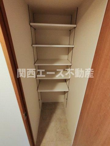  | グランシス高井田