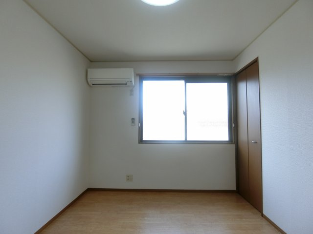 プレミールの洋室
