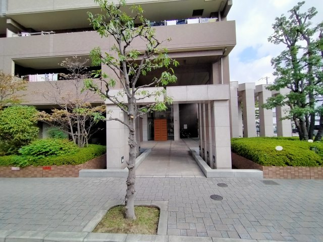 コスモシティガーデンズ城東のエントランス|エントランス