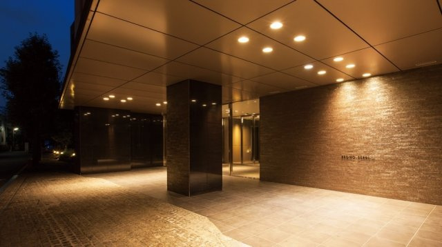 レグノ・セレーノのエントランス