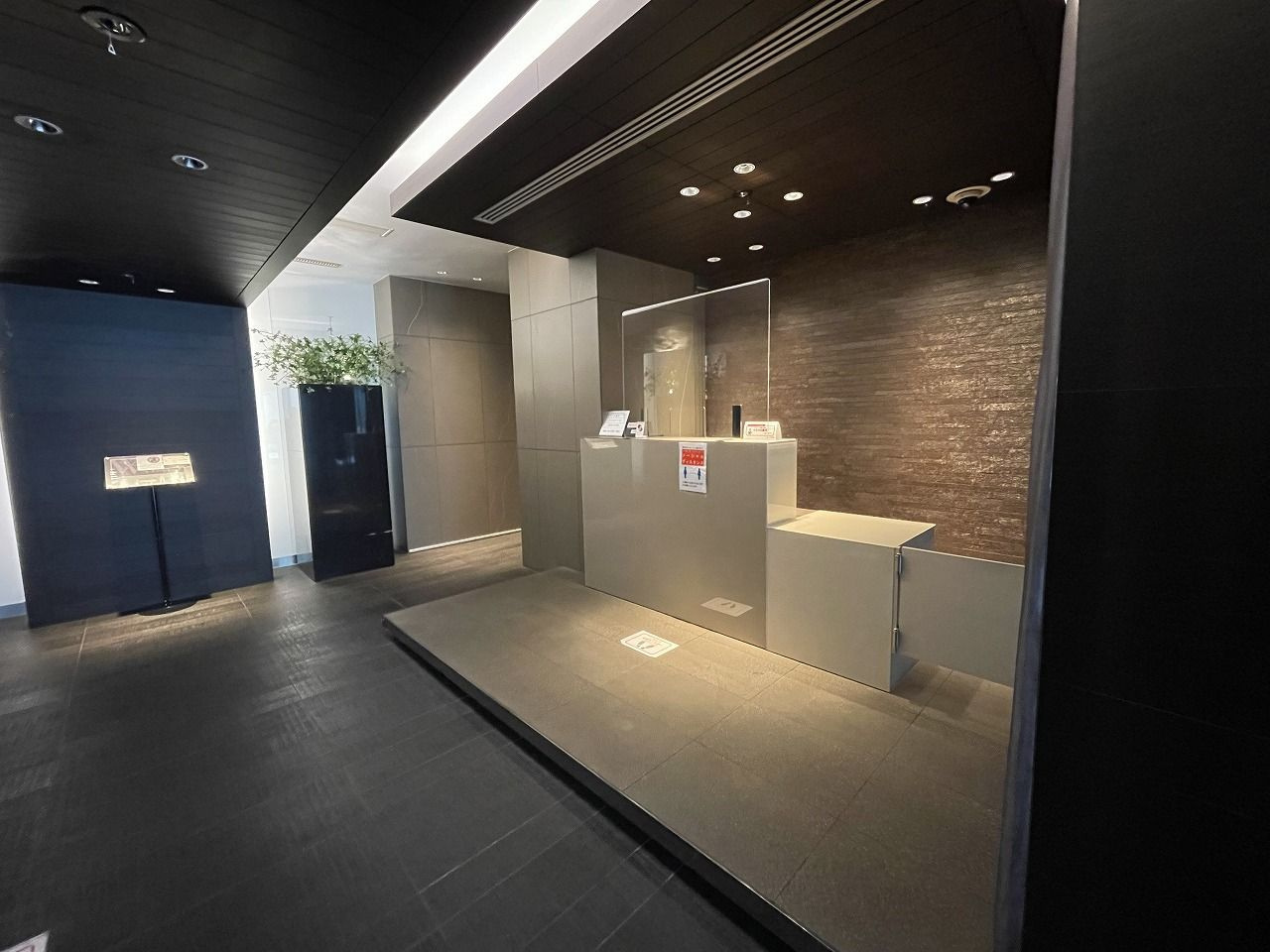 レグノ・セレーノの受付