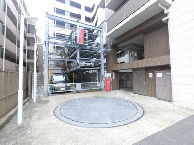 【駐車場】 | オークフォート保土ヶ谷 | ターンテーブル付機械式駐車場です。