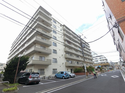 【外観】 | ニックハイム綱島第１ | 総戸数９９戸、昭和５５年４月築、管理人は日勤勤務につき管理体制良好です♪