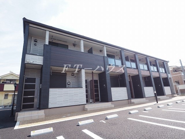 アルファ　グランメールの外観