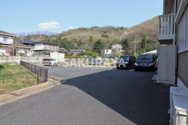 ソフィエル Ｃの駐車場