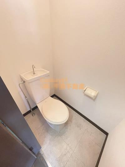 緒方ビルのトイレ|シンプルで使いやすいトイレです