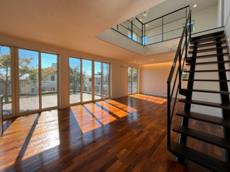 【居間・リビング】