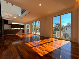 【居間・リビング】