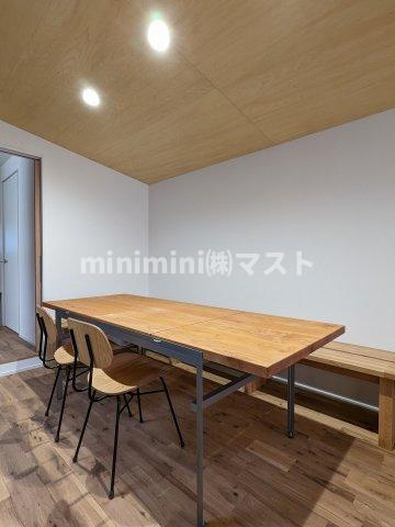 アトレ21南堀江の内装