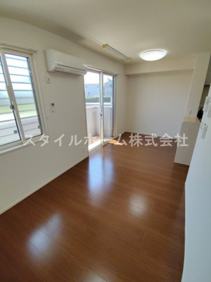 【居間・リビング】 | ＨＩＢＡＲＩ | イメージ写真