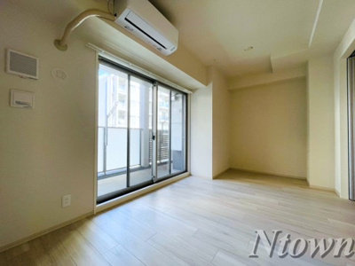 【居間・リビング】 | プレサンス ロジェ 丸の内 CENTRAL CASA | 使いやすいリビングです