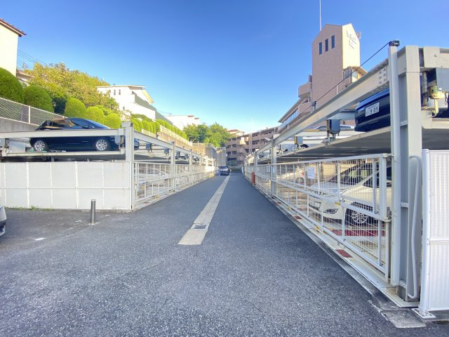 ダイアパレス塩屋の駐車場|☆神戸市垂水区　ダイアパレス塩屋☆