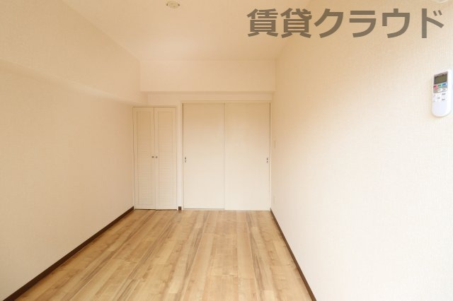 アーバンエクセル蘇我の洋室