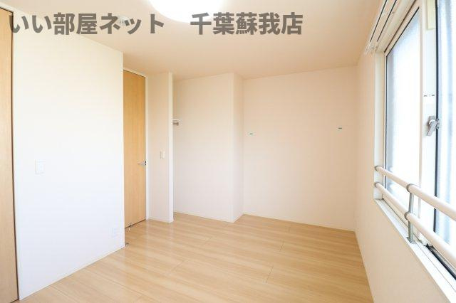 ラテルの寝室
