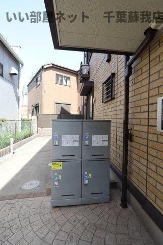 ラテルのロビー|宅配ボックスがあると、自分の時間を有効活用できますね！