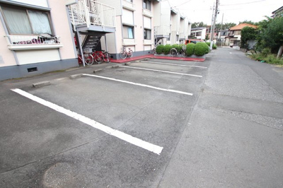 【空要確認】敷地内駐車場です♪
