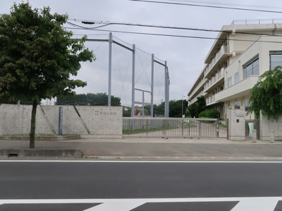 所沢市立牛沼小学校まで1000m